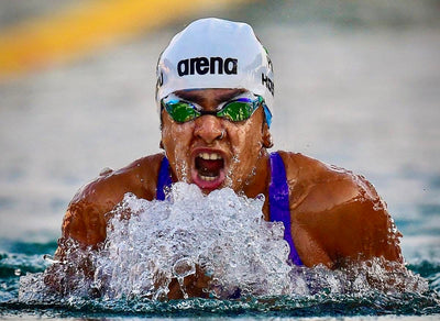 ENGN signs India’s fastest Breaststroke Swimmer Chahat Arora